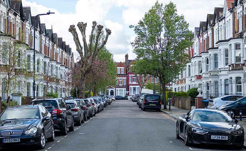 Kilburn High Road image