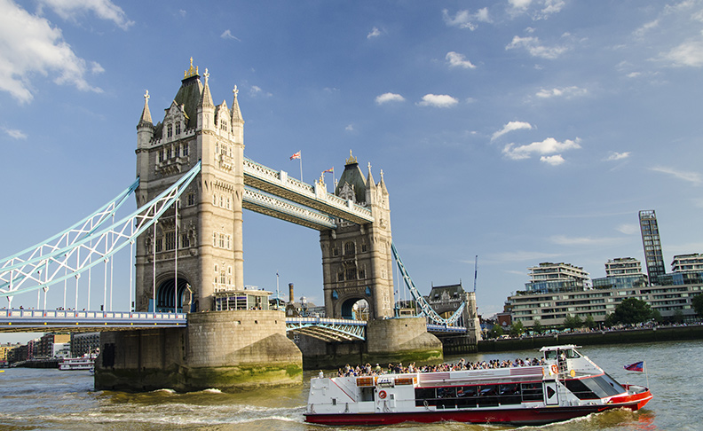 Thames River Cruise image