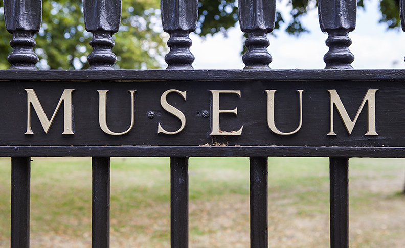 Headstone Manor & Museum image