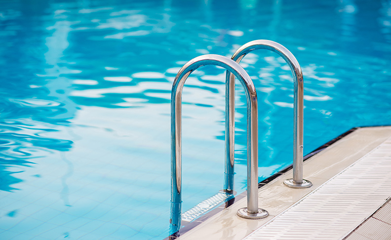 Tooting Bec Lido image