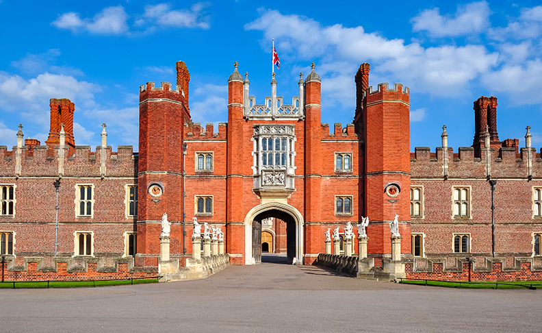 Hampton Court Palace image