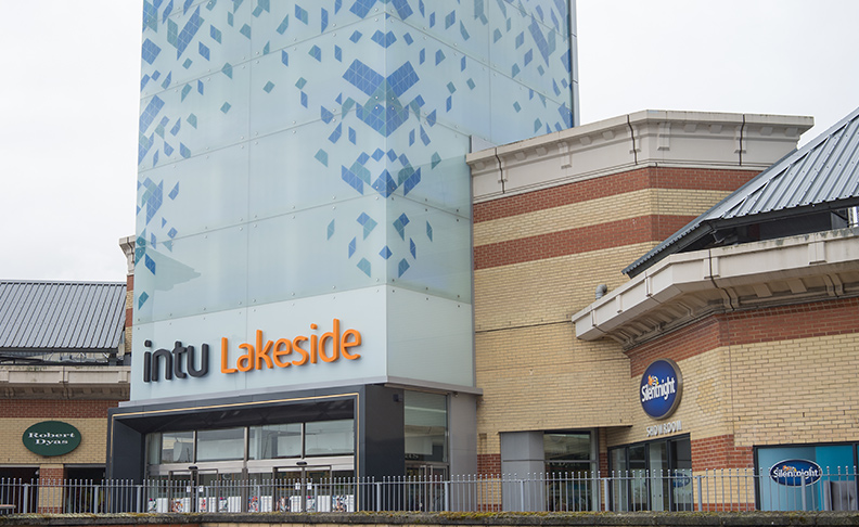 Intu Lakeside 