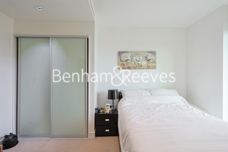 2 bedrooms flat to rent in Longfield Avenue, Ealing, W5-image 13