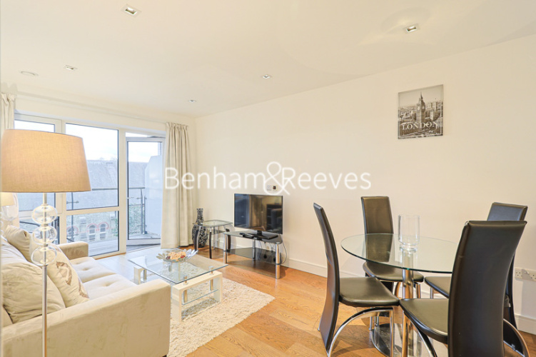 2 bedrooms house to rent in Longfield Avenue, Ealing W5-image 1