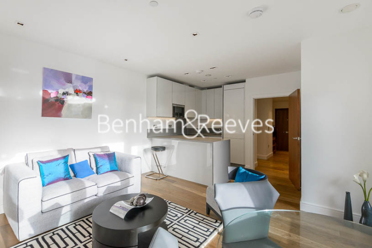 1 bedroom flat to rent in Dickens Yard, Ealing, W5-image 1