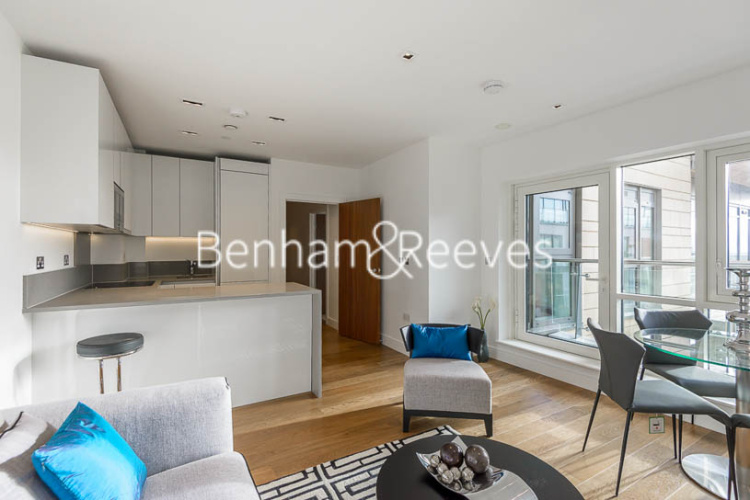 1 bedroom flat to rent in Dickens Yard, Ealing, W5-image 2