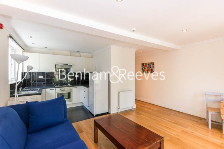 1 bedroom flat to rent in Madeley Road, Ealing, W5-image 2