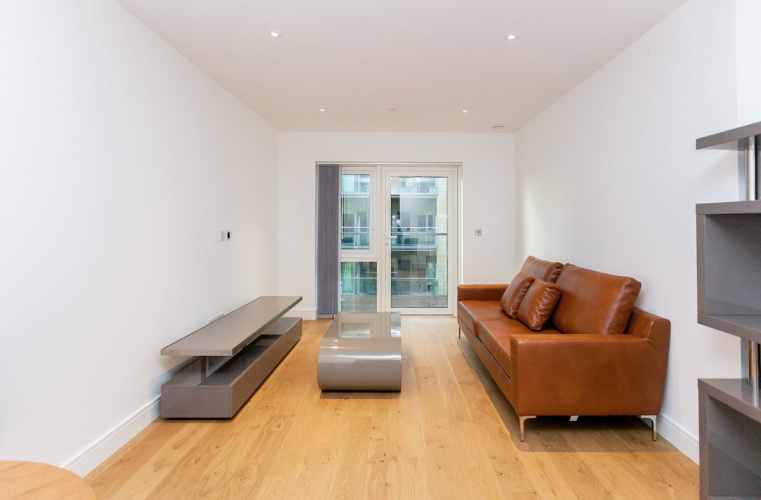 2 bedrooms flat to rent in Longfield Avenue, Ealing, W5-image 2