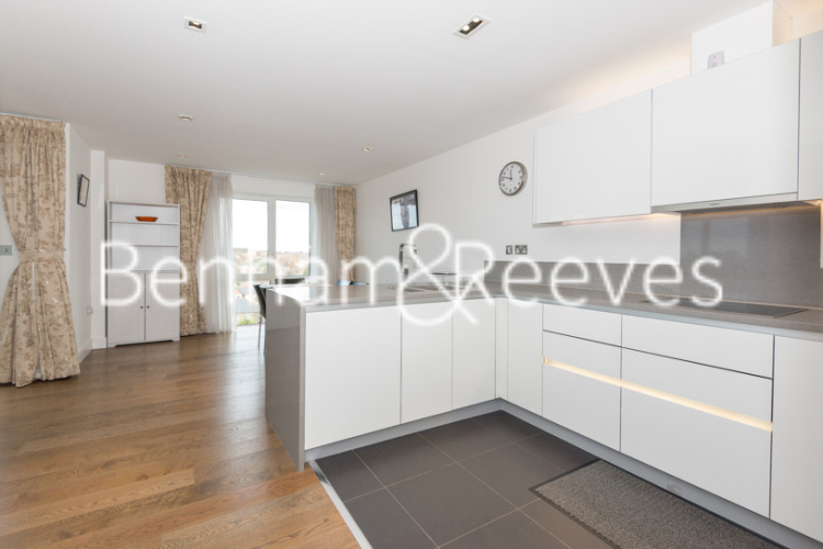 2 bedrooms flat to rent in Longfield Avenue, Ealing, W5-image 2