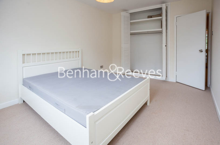 2 bedrooms flat to rent in Mount Park Road, Ealing, W5-image 9