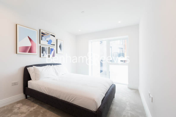 2 bedrooms flat to rent in Filmworks Walk, Ealing, W5-image 16