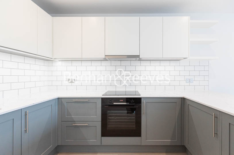 2  bedrooms flat to rent in Filmworks Walk, Ealing, W5-image 2