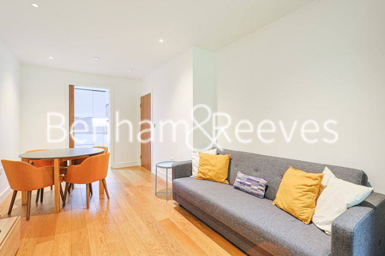 1 bedroom flat to rent in Longfield Avenue, Ealing, W5-image 1