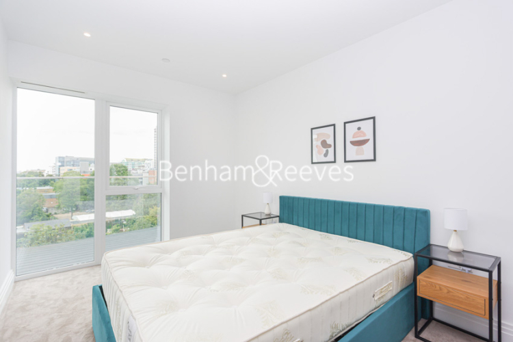 1 bedroom flat to rent in Filmworks Walk, Ealing, W5-image 4
