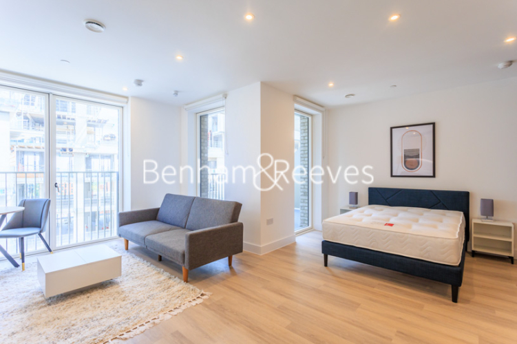 Studio flat to rent in Heartwood Boulevard, Acton, W3-image 10