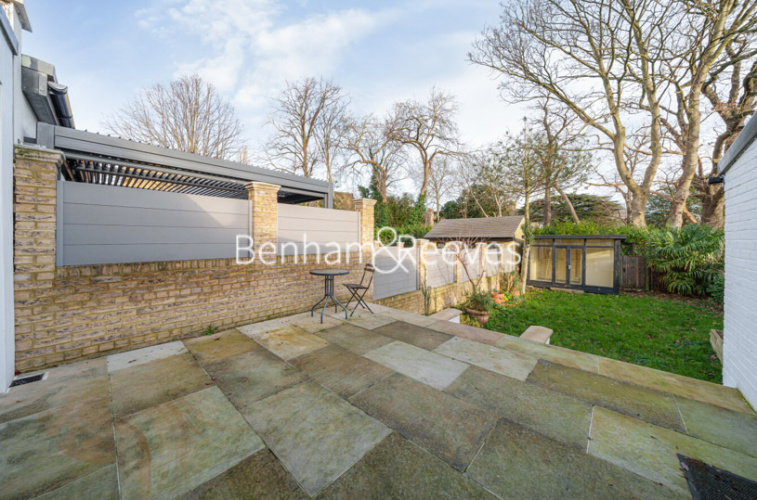 4 bedrooms house to rent in Brentmead gardens, Ealing, NW10-image 21