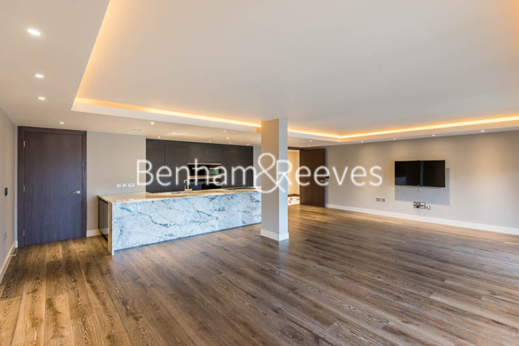 4 bedrooms flat to rent in Regatta Lane, Hammersmith, W6-image 13