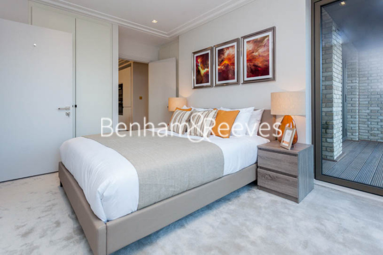 2 bedrooms flat to rent in Queens Wharf, Hammersmith, W6-image 9