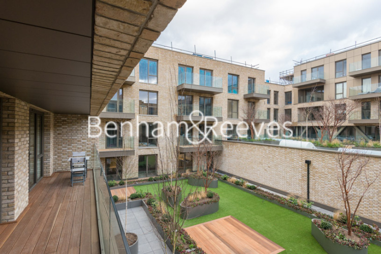 2 bedrooms flat to rent in Queens Wharf, Hammersmith, W6-image 6