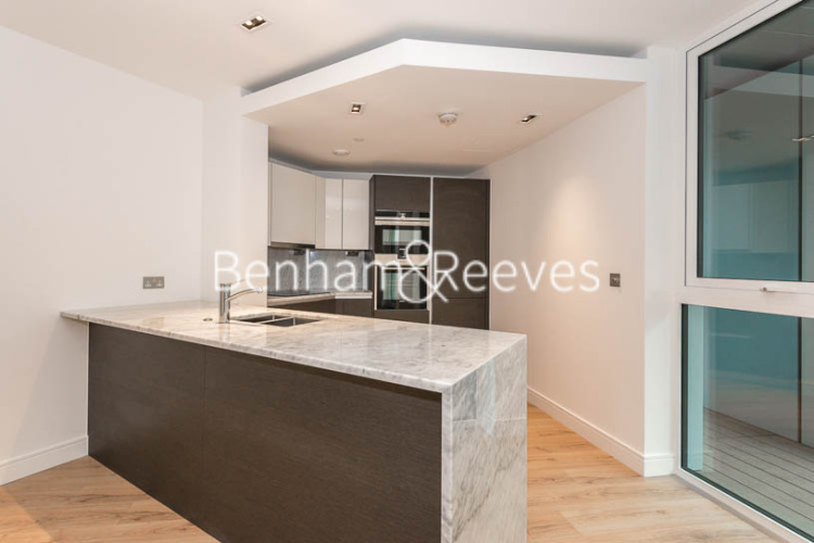 2  bedrooms flat to rent in Sovereign Court, Hammersmith, W6-image 2