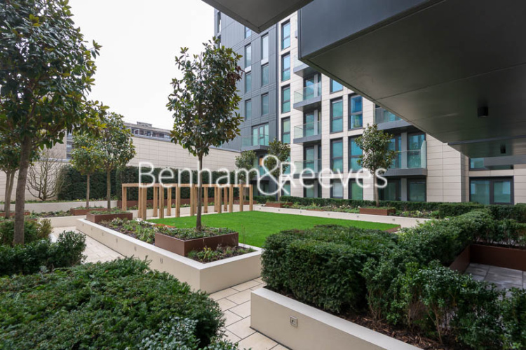 2 bedrooms flat to rent in Sovereign Court, Hammersmith, W6-image 8