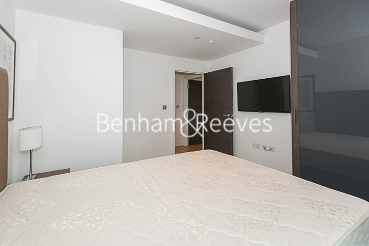 1 bedroom flat to rent in Sovereign Court, Hammersmith, W6-image 9