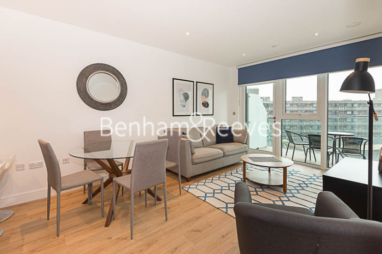 1 bedroom flat to rent in Sovereign Court, Hammersmith, W6-image 10