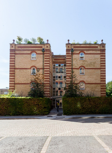 2 bedrooms flat to rent in Harrods Village, Barnes, SW13-image 11