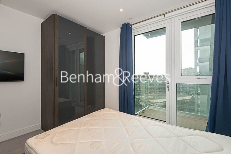 1 bedroom flat to rent in Sovereign Court, Hammersmith, W6-image 10