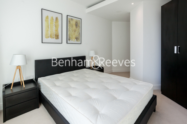 2 bedrooms flat to rent in Sovereign Court, Hammersmith, W6-image 9