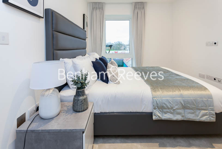 1 bedroom flat to rent in Fulham Reach, Hammersmith, W6-image 4