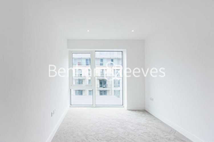 2 bedrooms flat to rent in Faulkner House, Hammersmith, W6-image 3