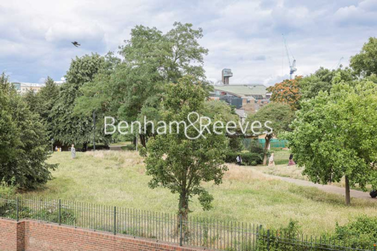 2 bedrooms flat to rent in Holland House, Parrs Way, W6-image 6