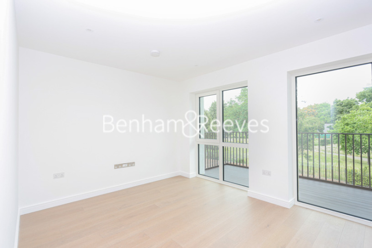 2 bedrooms flat to rent in Holland House, Parrs Way, W6-image 7