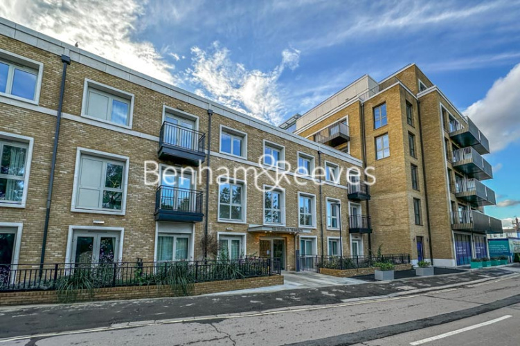 2 bedrooms flat to rent in Distillery Road, Hammersmith, W6-image 6