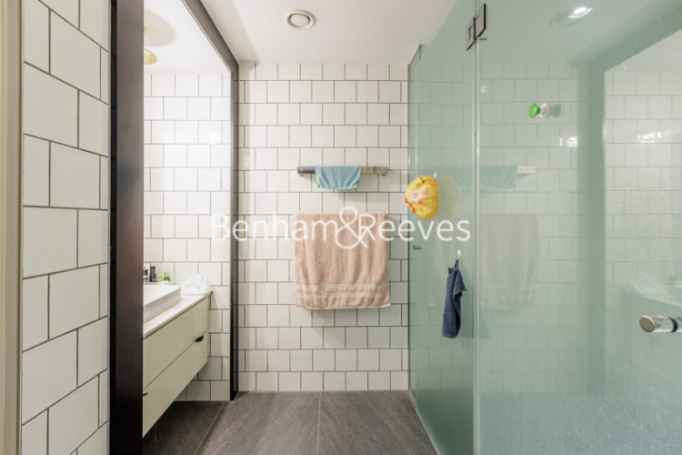 Studio flat to rent in Queens Wharf, Hammersmith, W6-image 5