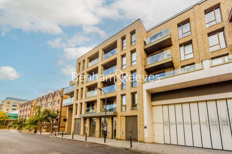 Studio flat to rent in Queens Wharf, Hammersmith, W6-image 8