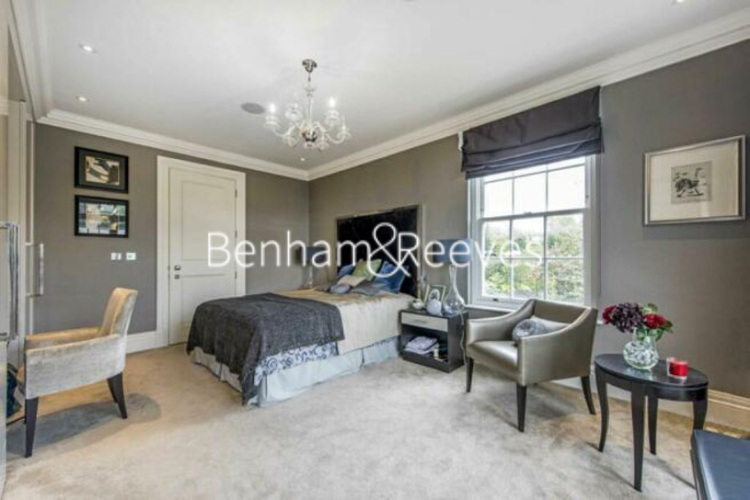 5  bedrooms house to rent in Copse Hill, Hammersmith, SW20-image 13