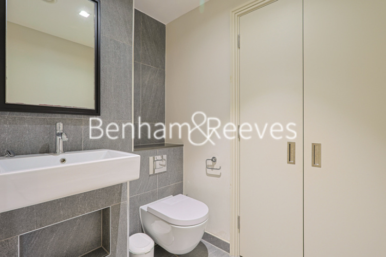 1 bedroom flat to rent in Queens Wharf, Hammersmith, W6-image 11