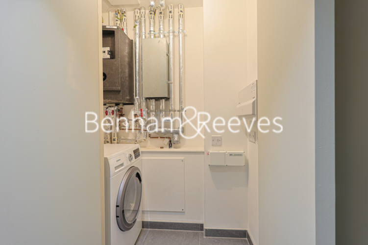 1 bedroom flat to rent in Queens Wharf, Hammersmith, W6-image 15