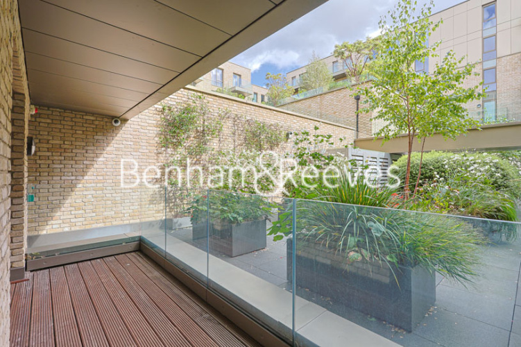 1 bedroom flat to rent in Queens Wharf, Hammersmith, W6-image 16