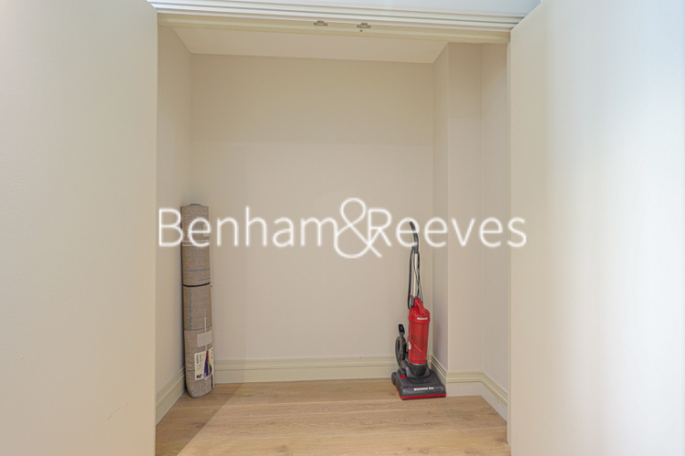 1 bedroom flat to rent in Queens Wharf, Hammersmith, W6-image 19