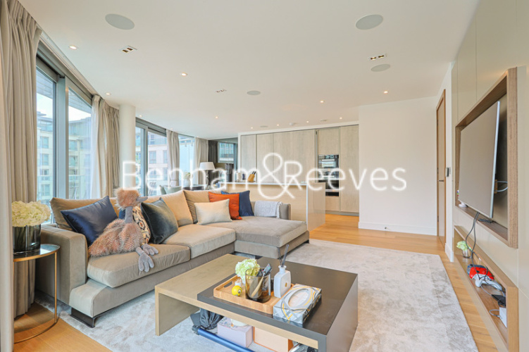 2 bedrooms flat to rent in Goldhurst House, Parr's Way, W6-image 1