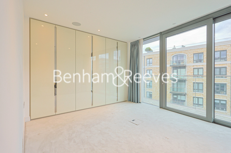 2 bedrooms flat to rent in Goldhurst House, Parr's Way, W6-image 15