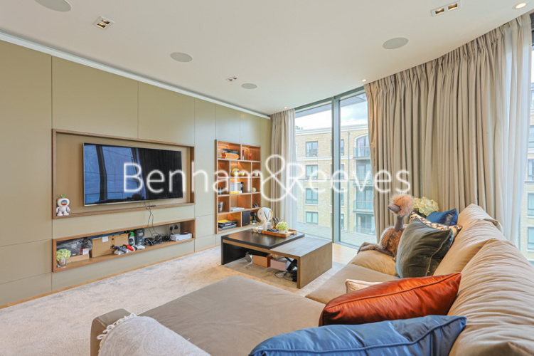 2 bedrooms flat to rent in Goldhurst House, Parr's Way, W6-image 17