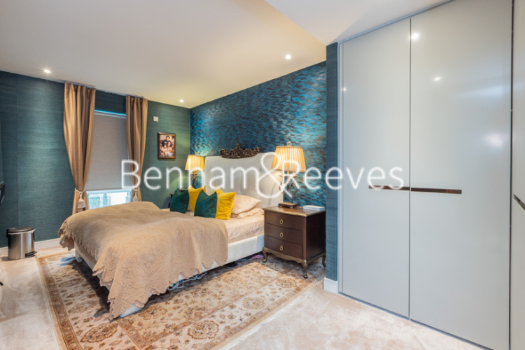 3 bedrooms flat to rent in Faulkner House, Tierney Lane, W6-image 30