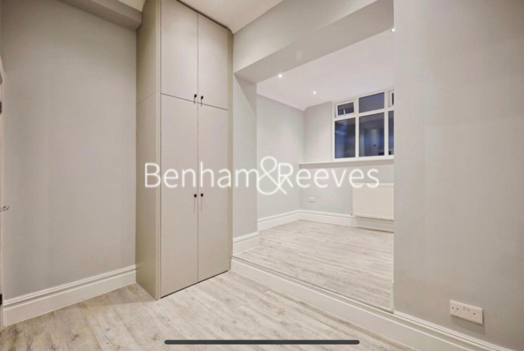 2 bedrooms flat to rent in Southerton Road, Hammersmith, W6-image 3