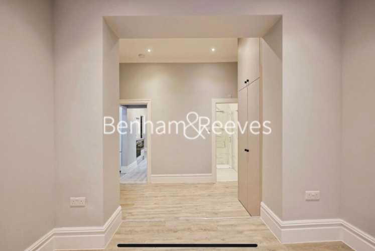 2 bedrooms flat to rent in Southerton Road, Hammersmith, W6-image 7