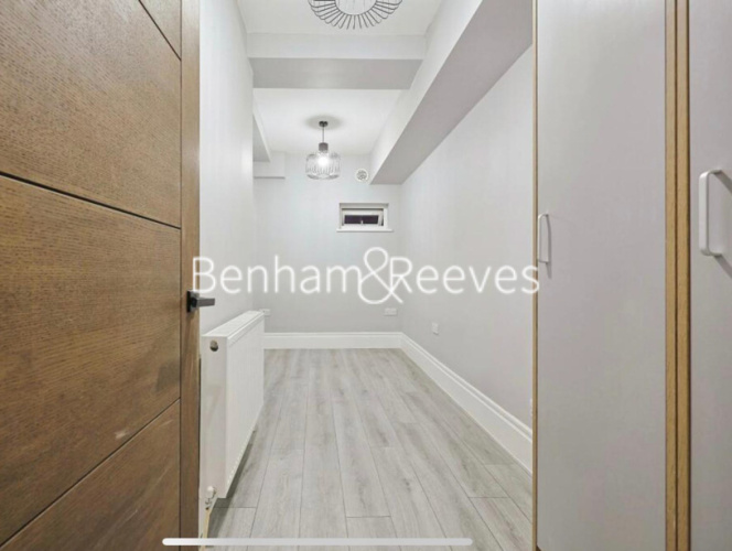 2 bedrooms flat to rent in Southerton Road, Hammersmith, W6-image 8