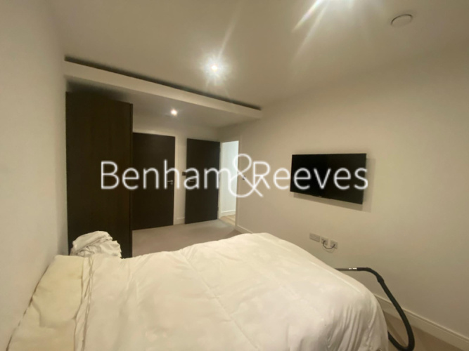 2 bedrooms flat to rent in Sovereign Court, Beadon Road, W6-image 5